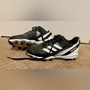 Youth big boy football cleats